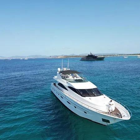 Luxury Yacht Botel