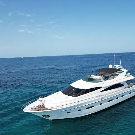 Luxury Yacht * Barcelona