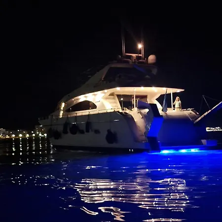 Luxury Yacht Barcelona